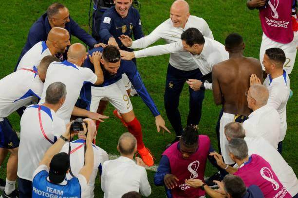 PG电子平台-吉鲁:和姆巴佩一起只有幸福 莱万:一味防守没意思